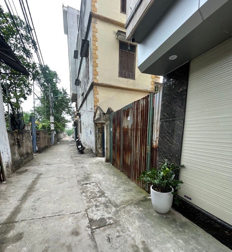 TRẦN CUNG -LÔ GÓC – OTO FADILL VÀO NHÀ - XÂY NHÀ DÒNG TIỀN- VIEW CÔNG VIÊN HÒA BÌNH